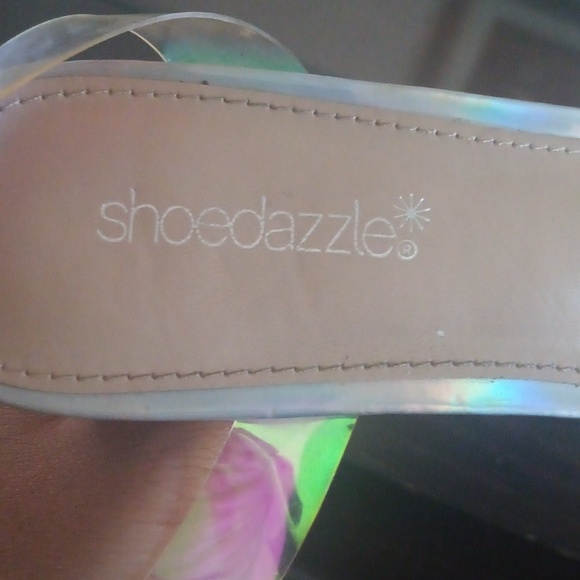 Shoe Dazzle Silver Stiletto Heels with Shimmering Elegance - Picture 4 of 5